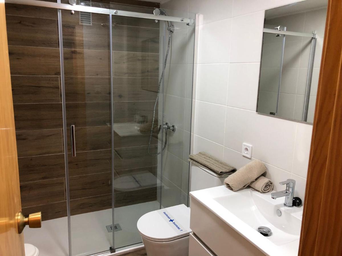 Alameda Apartment Хака Екстериор снимка